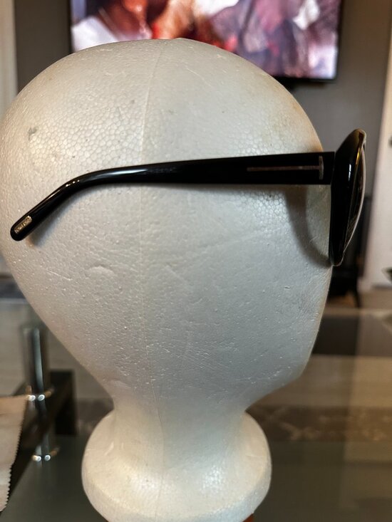 Authentic TOM FORD Rania sunglasses main image 2